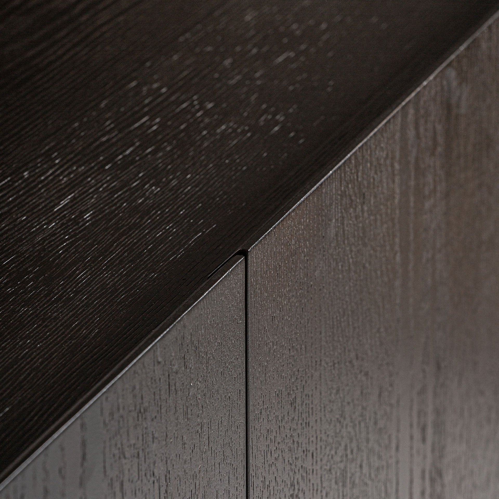 NEUVIC SIDEBOARD